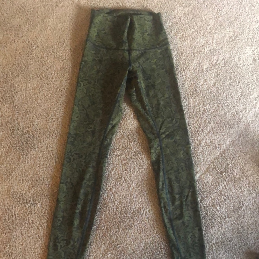Activewear leggings